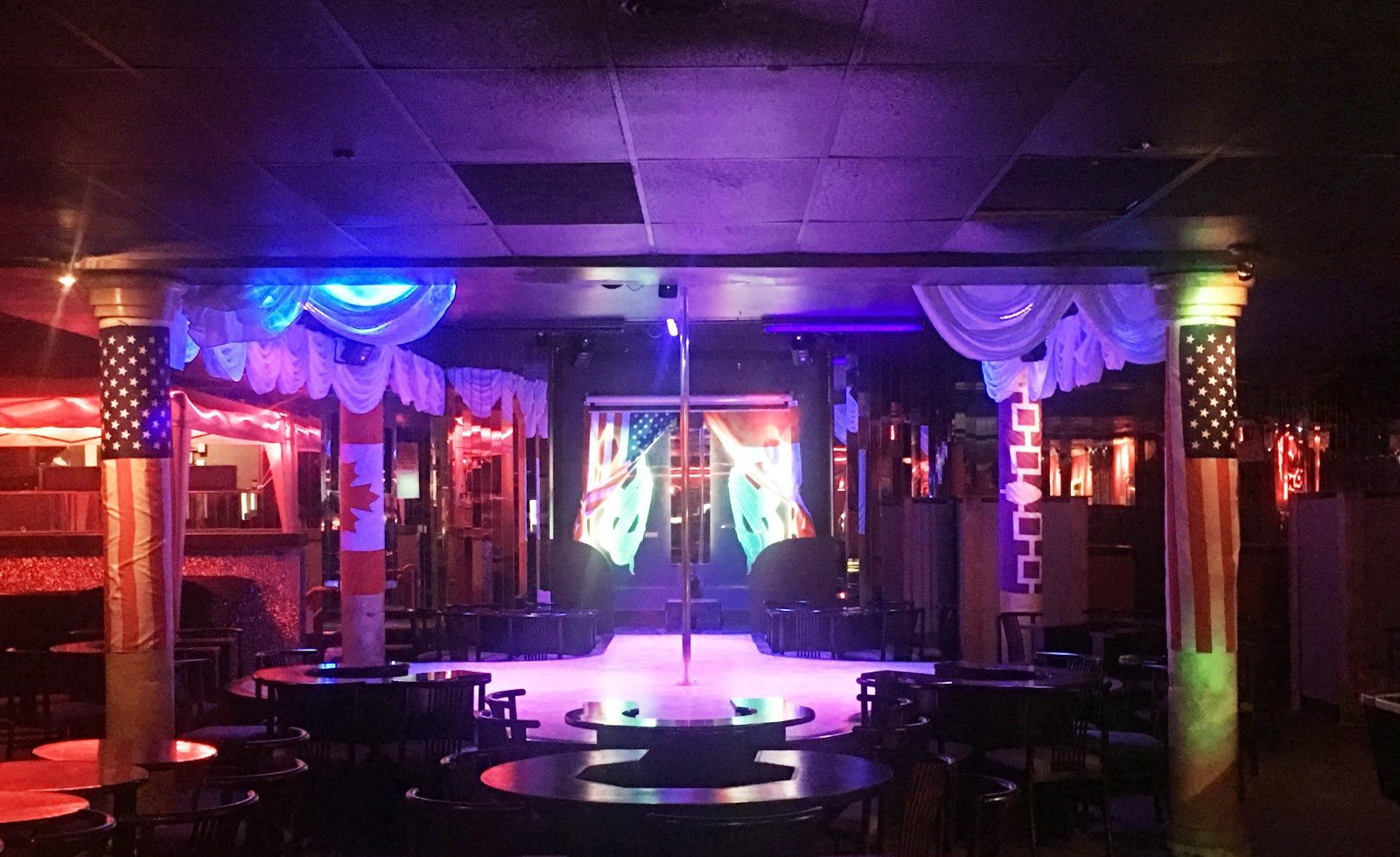 Brantford Gentlemen's Club - Nightclub in Brantford, Canada