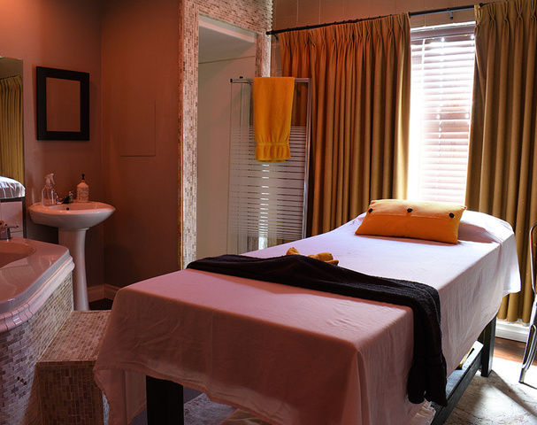 Carrie's Vip Body Care - Erotic Massage in Calgary, Canada