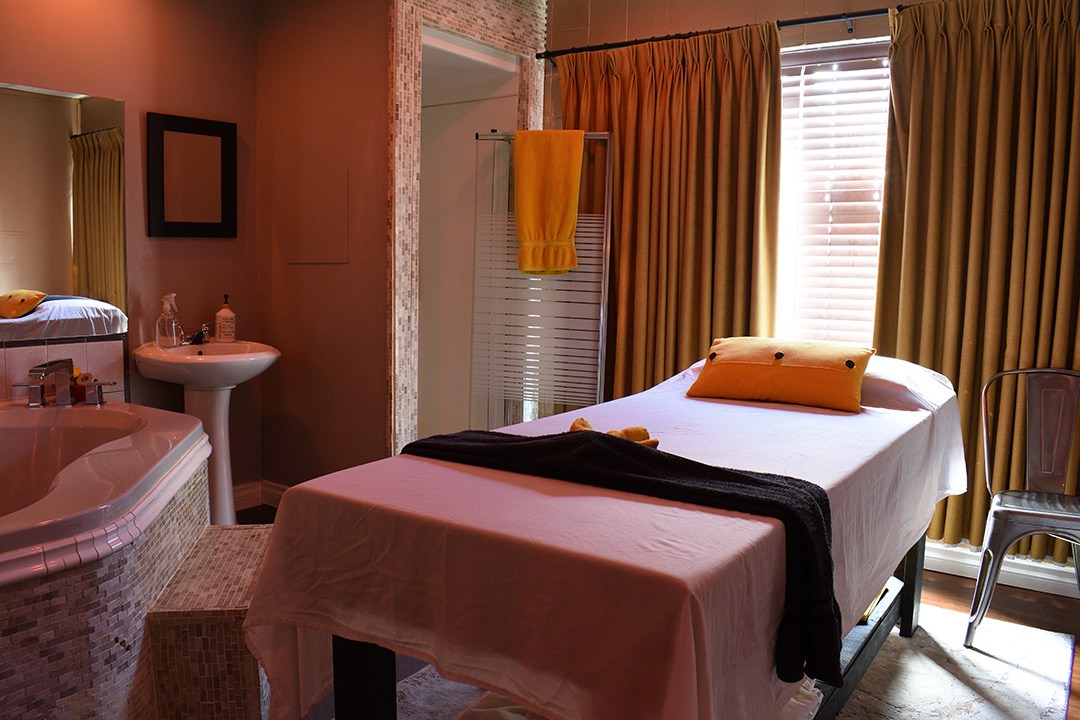 Carrie's Vip Body Care - Erotic Massage in Calgary, Canada