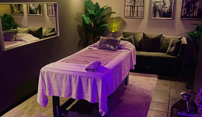 Emma Lee’s Touch Of Class - Erotic Massage in Calgary, Canada