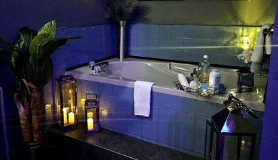 Emma Lee’s Touch Of Class - Erotic Massage in Calgary, Canada