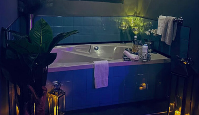 Emma Lee’s Touch Of Class - Erotic Massage in Calgary, Canada