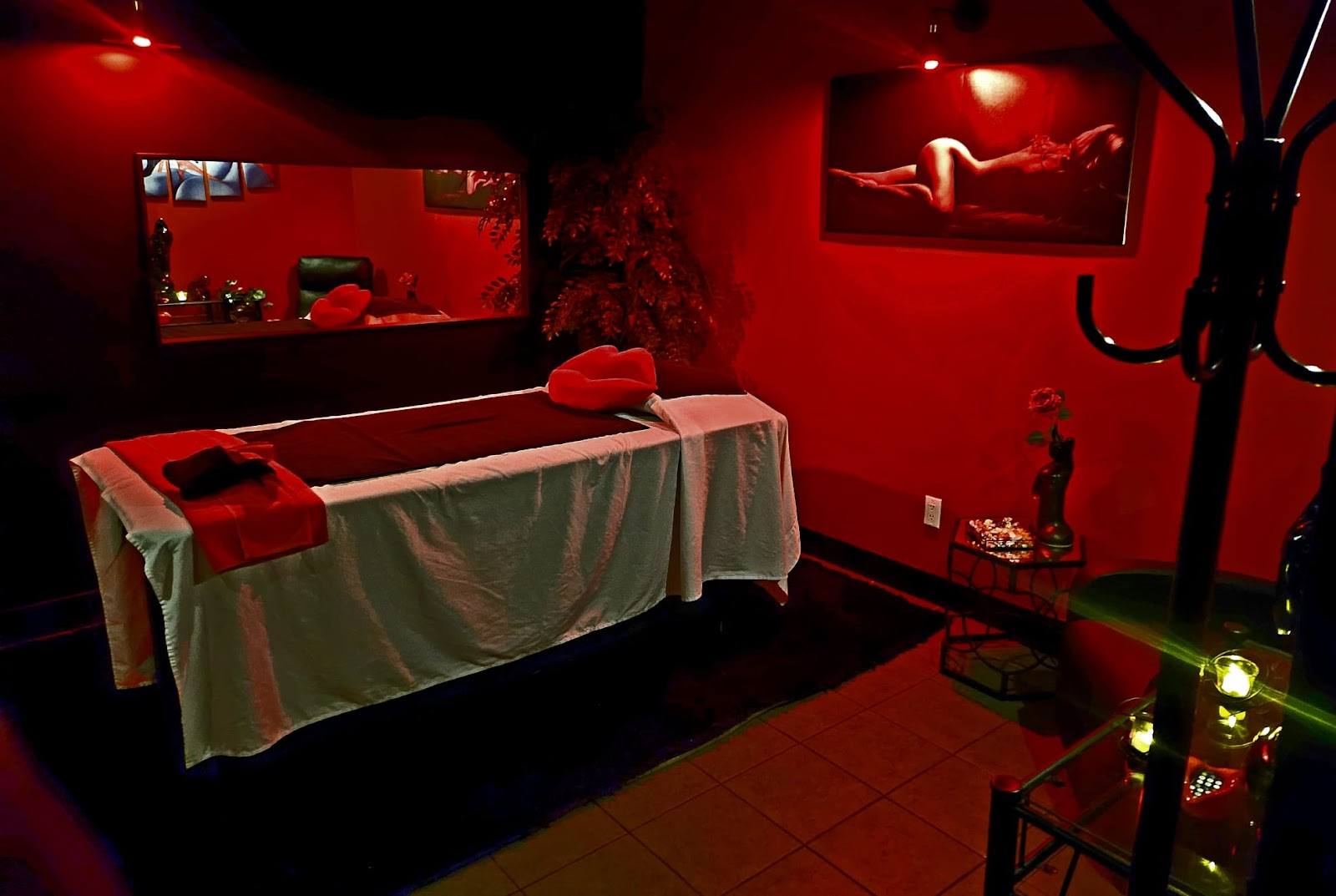 Emma Lee’s Touch Of Class - Erotic Massage in Calgary, Canada