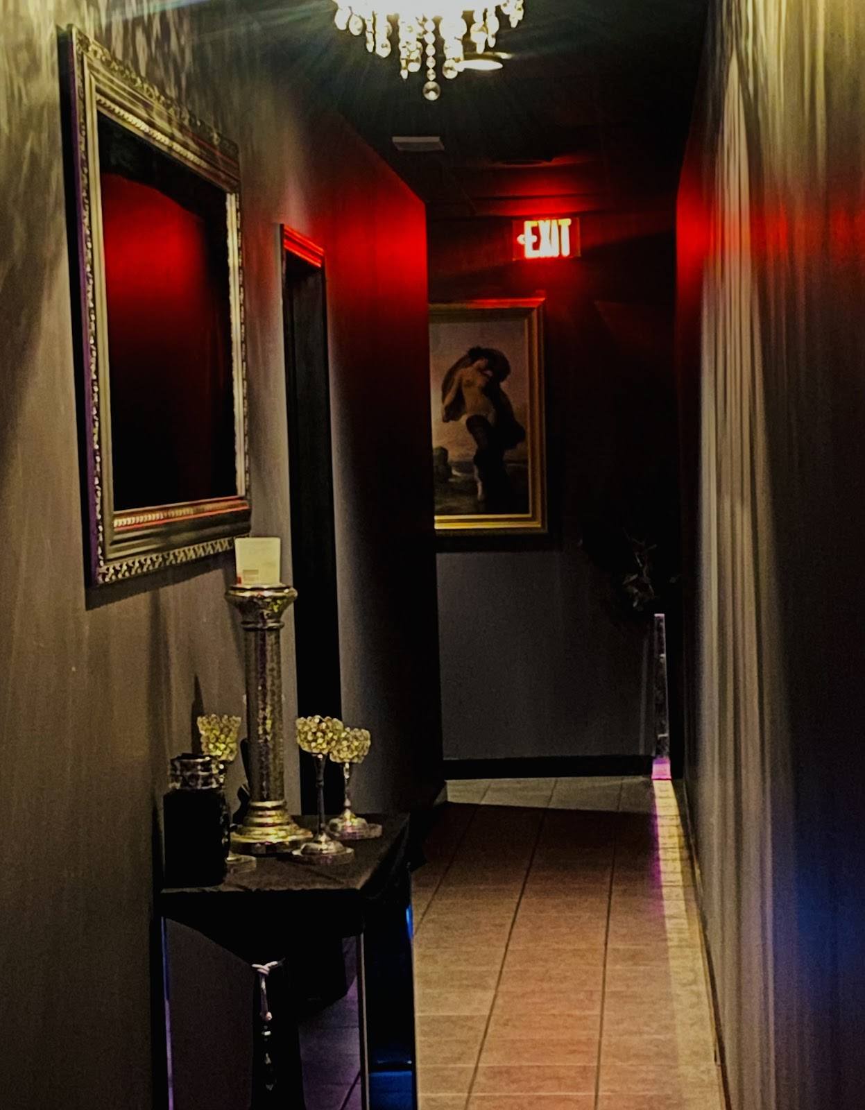 Emma Lee’s Touch Of Class - Erotic Massage in Calgary, Canada