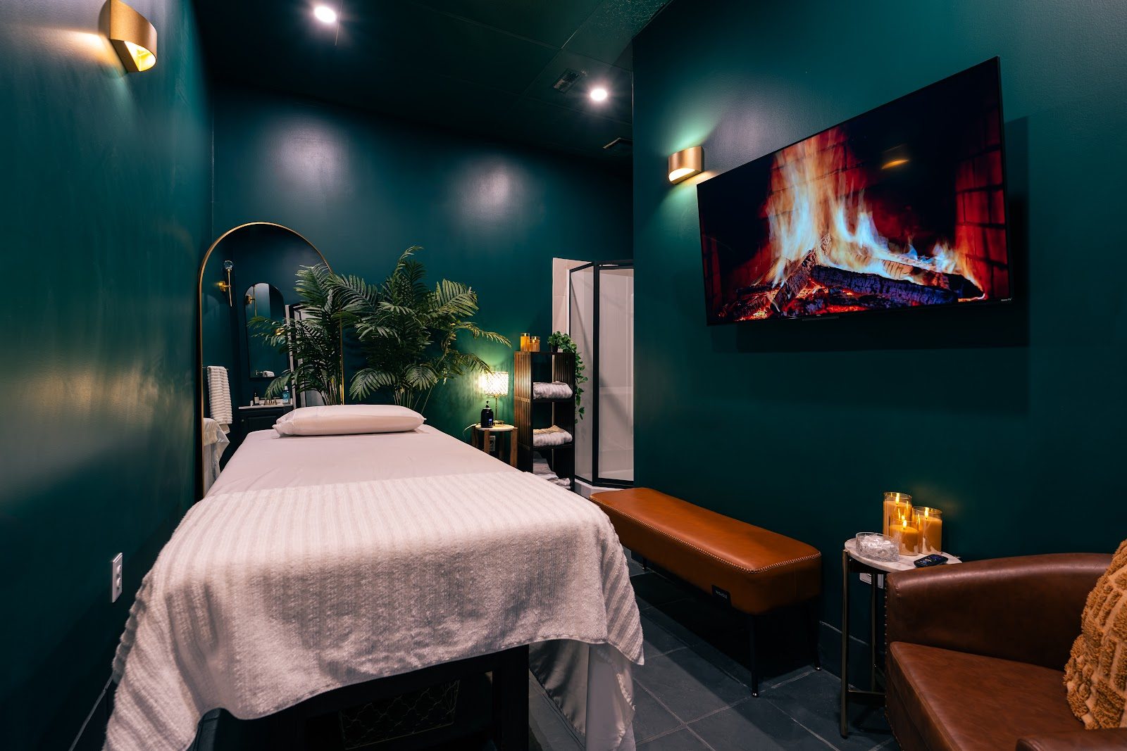 Urban Lux Studio - Erotic Massage in Calgary, Canada