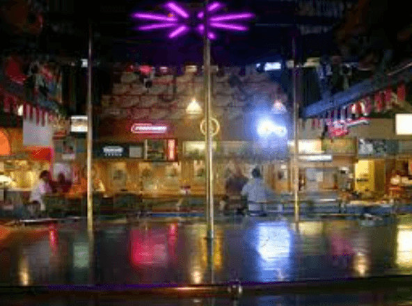 J J's Pub - Nightclub in Campbell River, Canada