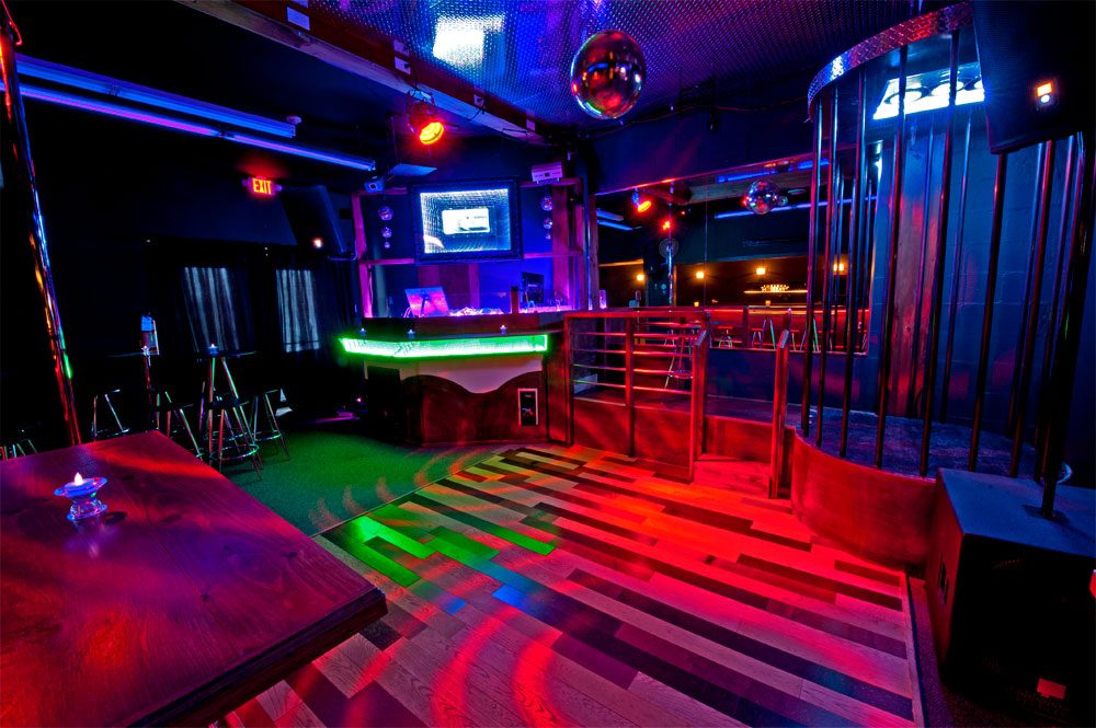 Auberge La Passion - Swinger Club in Drummondville, Canada