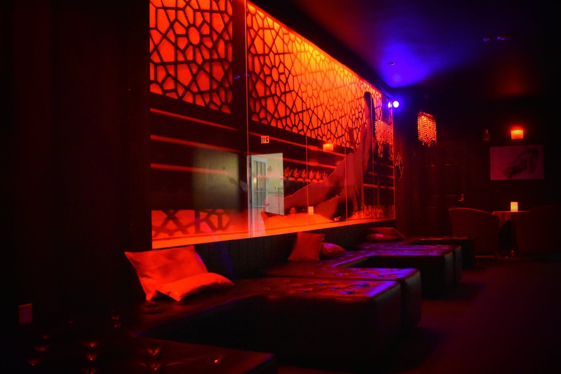 Auberge La Passion - Swinger Club in Drummondville, Canada