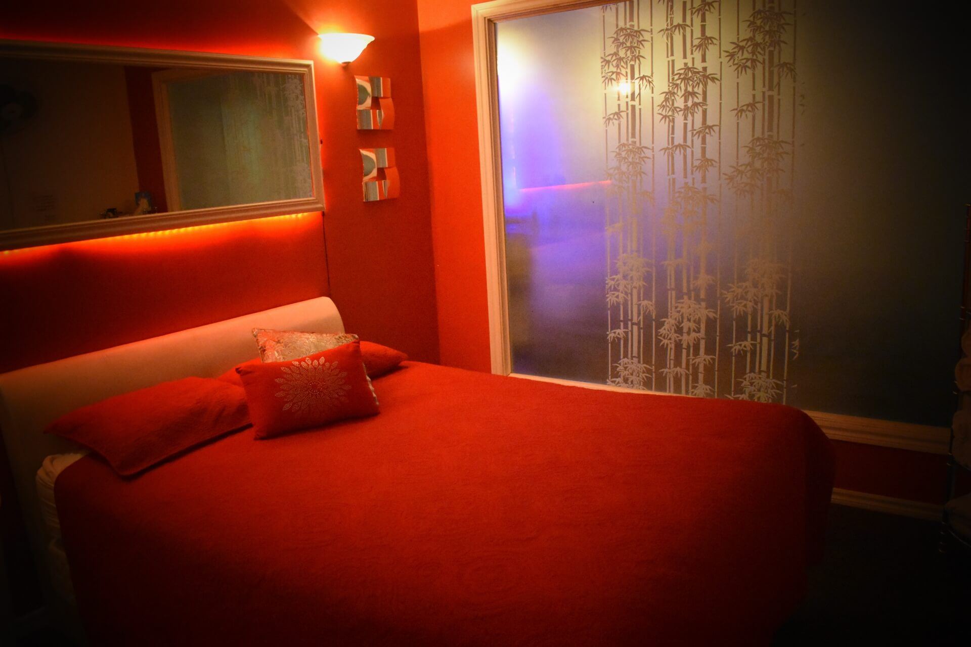 Auberge La Passion - Swinger Club in Drummondville, Canada