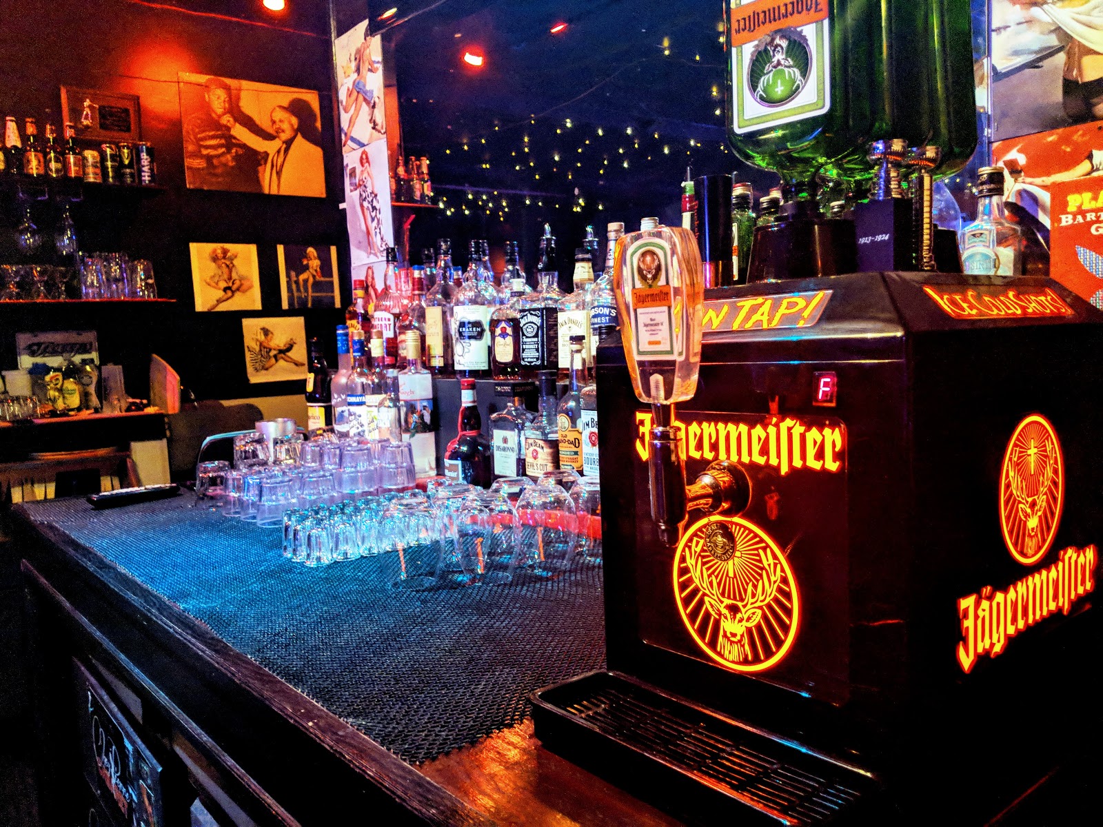 Chez Pierre Cabaret - Nightclub in Edmonton, Canada