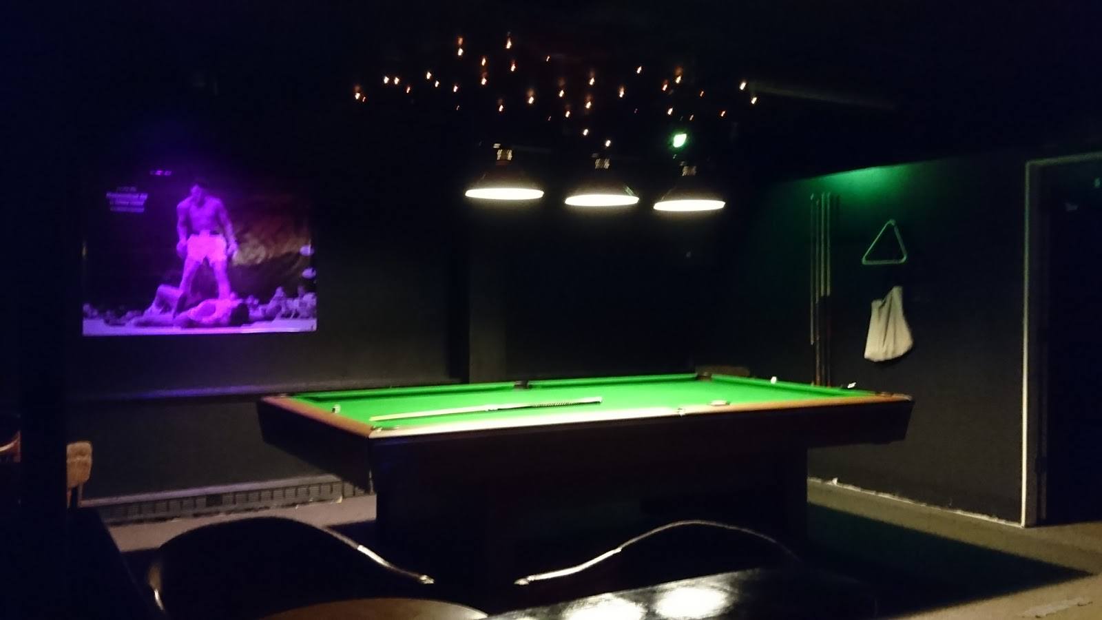 Chez Pierre Cabaret - Nightclub in Edmonton, Canada