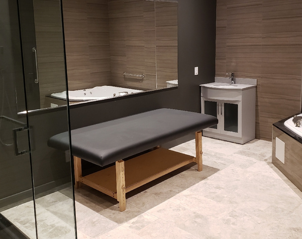 Seduction Spa @ Airport - Erotic Massage in Etobicoke, Canada