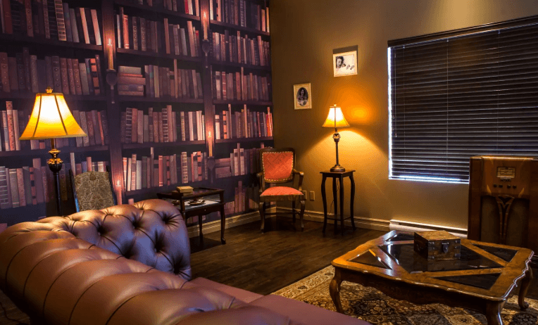 Salon Bleu - Nightclub in Fabreville, Canada