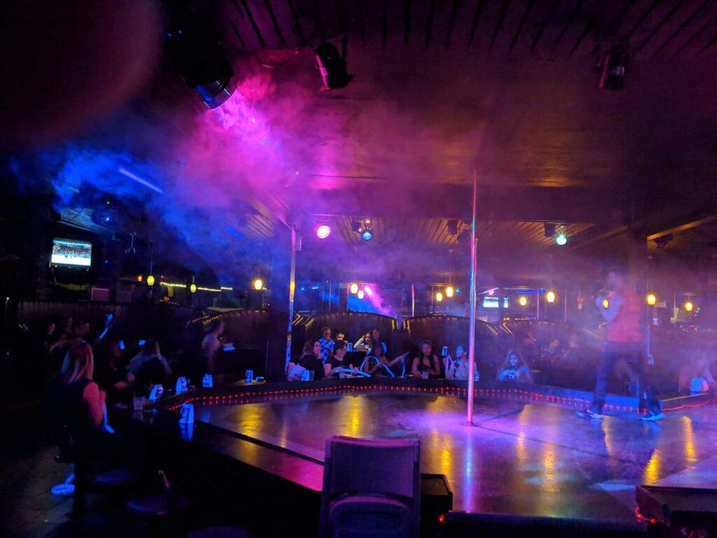 Showgirls Exotic Night Club - Nightclub in Fort Mcmurray, Canada