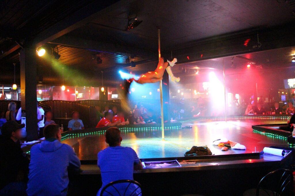 Showgirls Exotic Night Club - Nightclub in Fort Mcmurray, Canada