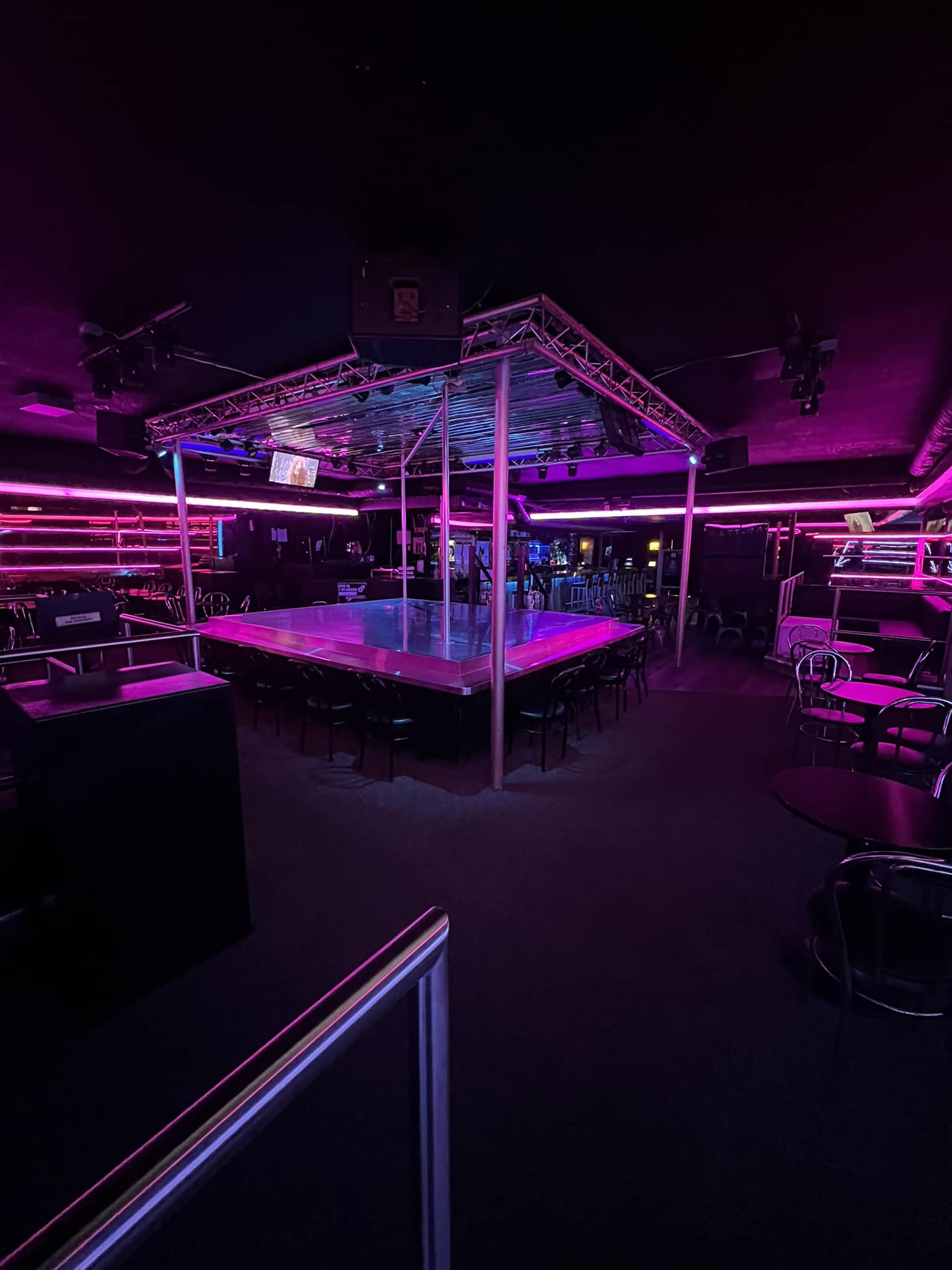 Bar 77 - Nightclub in Gatineau, Canada