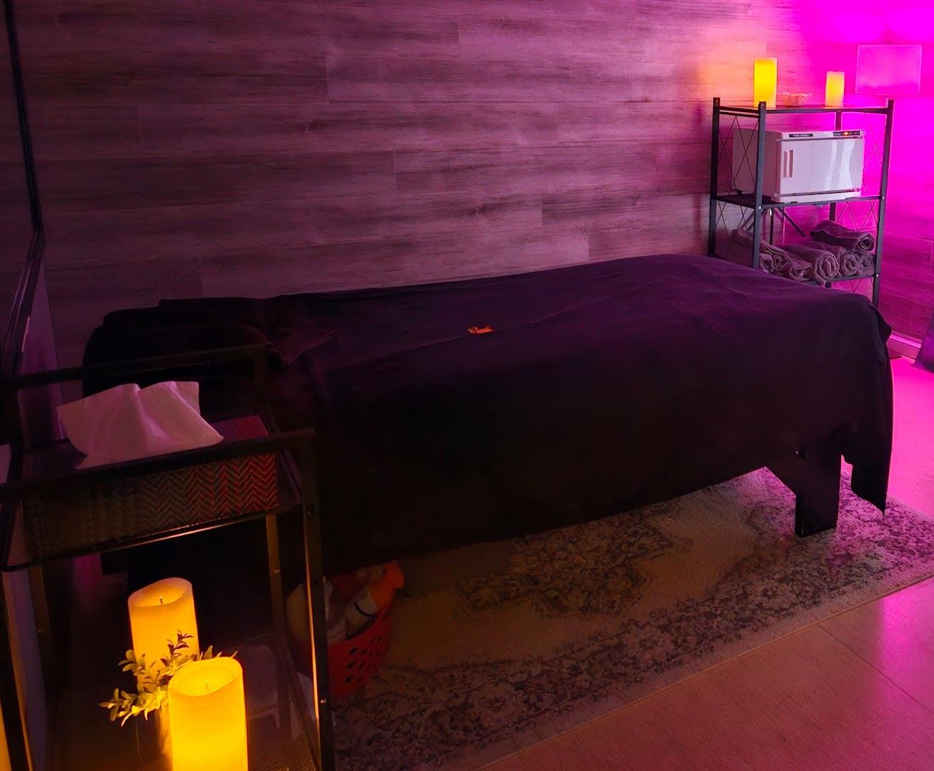 Hush Studios - Erotic Massage in Kitchener, Canada