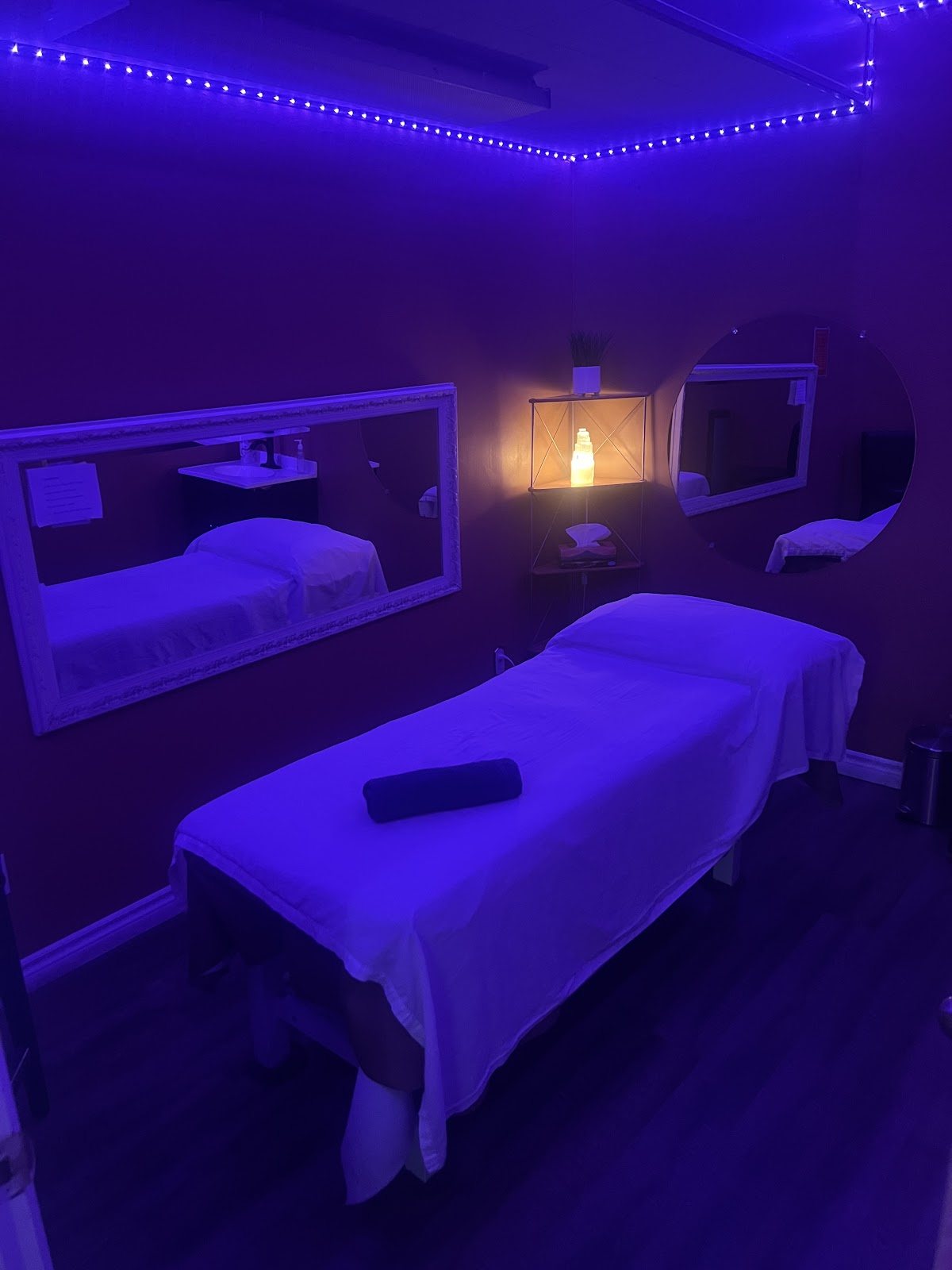 Phoenix Massage - Erotic Massage in Kitchener, Canada