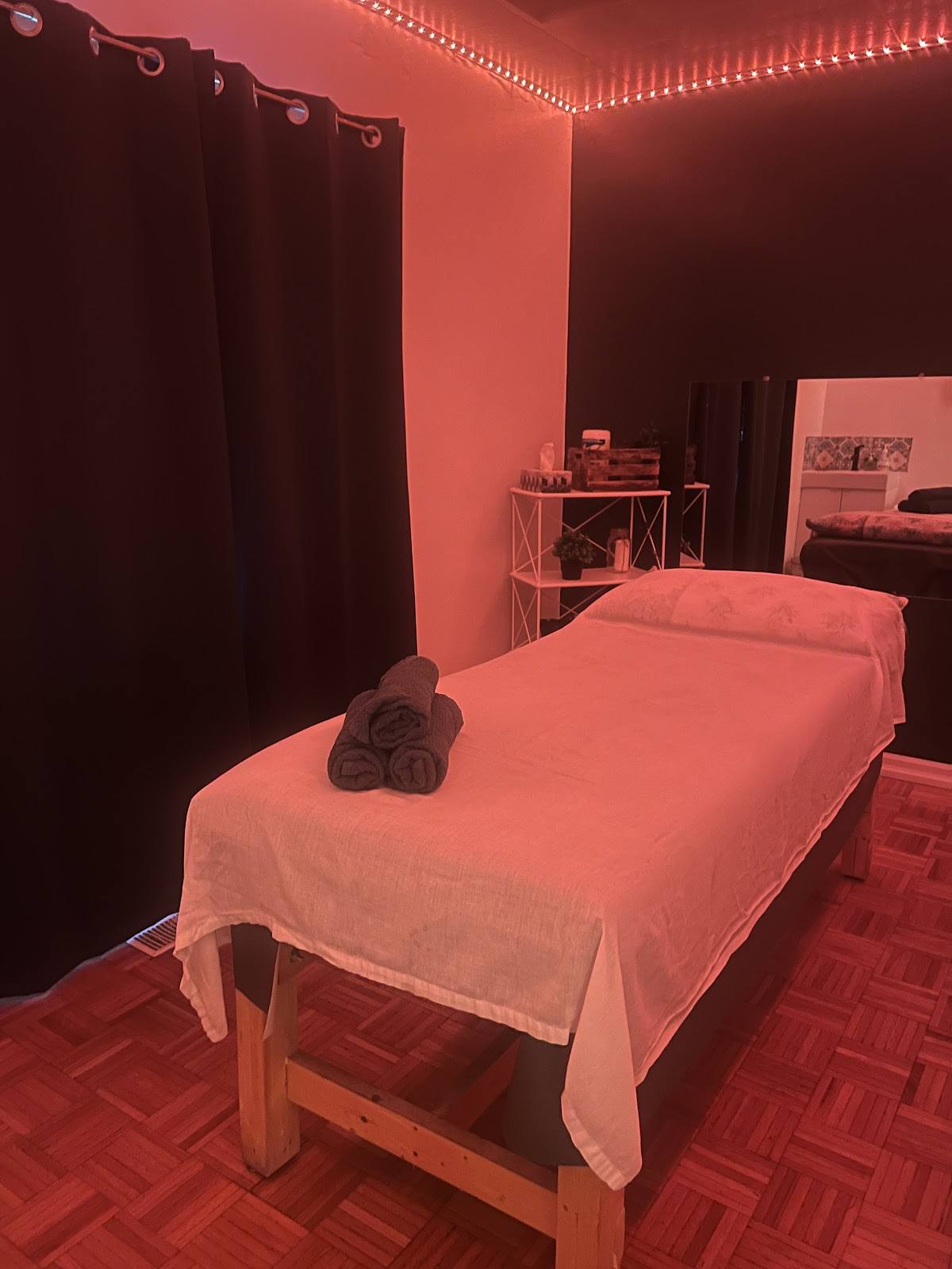 Phoenix Massage - Erotic Massage in Kitchener, Canada