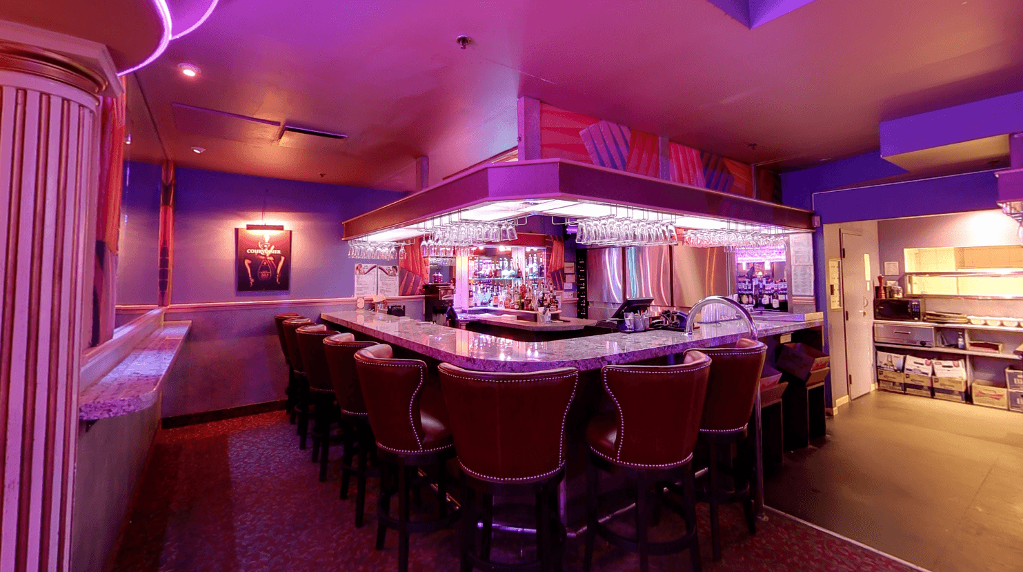 Cabaret Le Folichon - Nightclub in L Ancienne Lorette, Canada