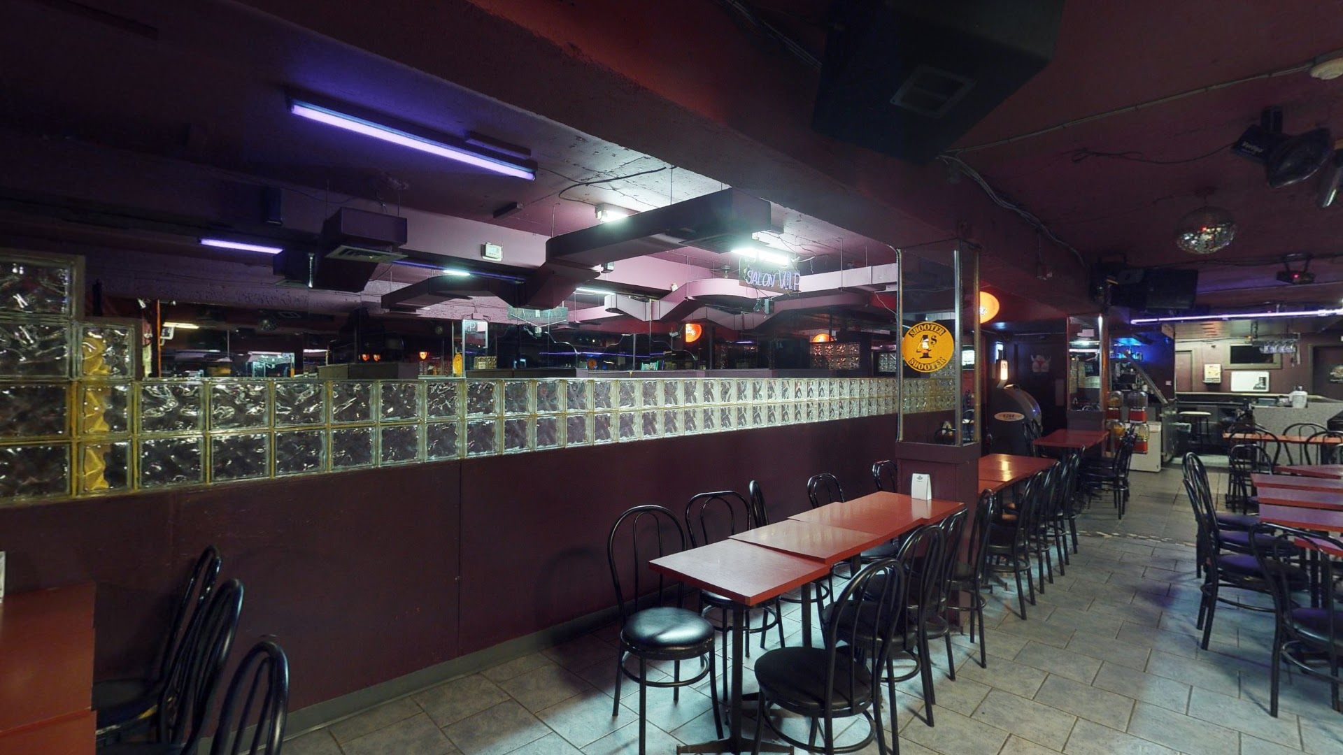 Bar Sexpert - Nightclub in Laval, Canada