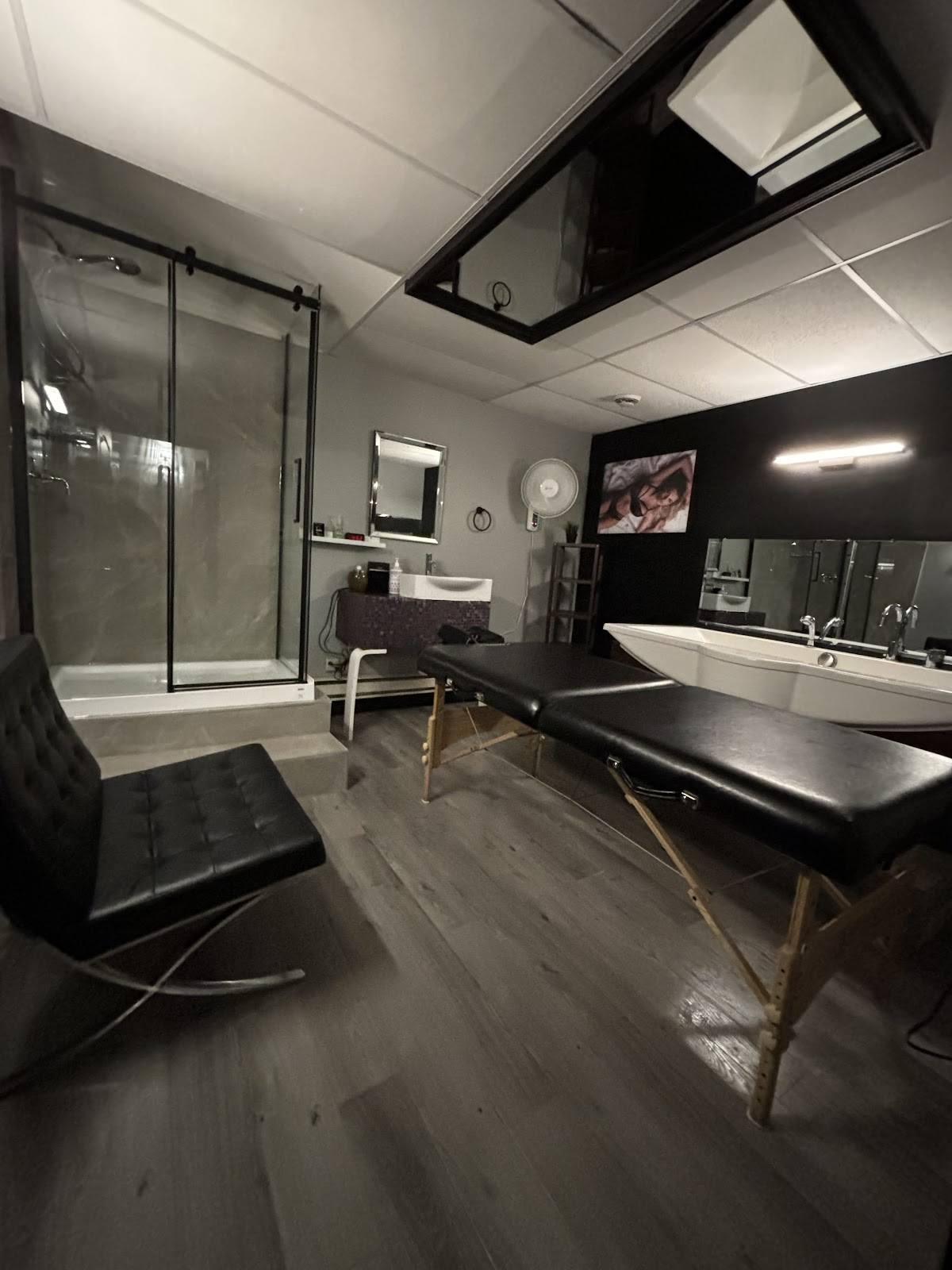 Massage Xquis - Erotic Massage in Longueuil, Canada