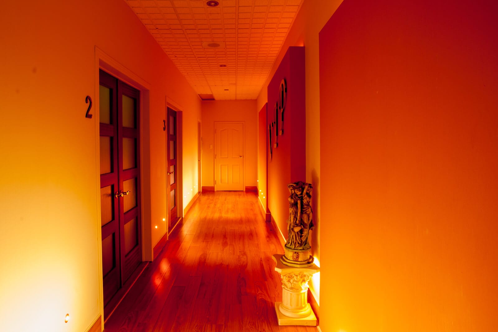 Salon Fantaisies - Erotic Massage in Longueuil, Canada
