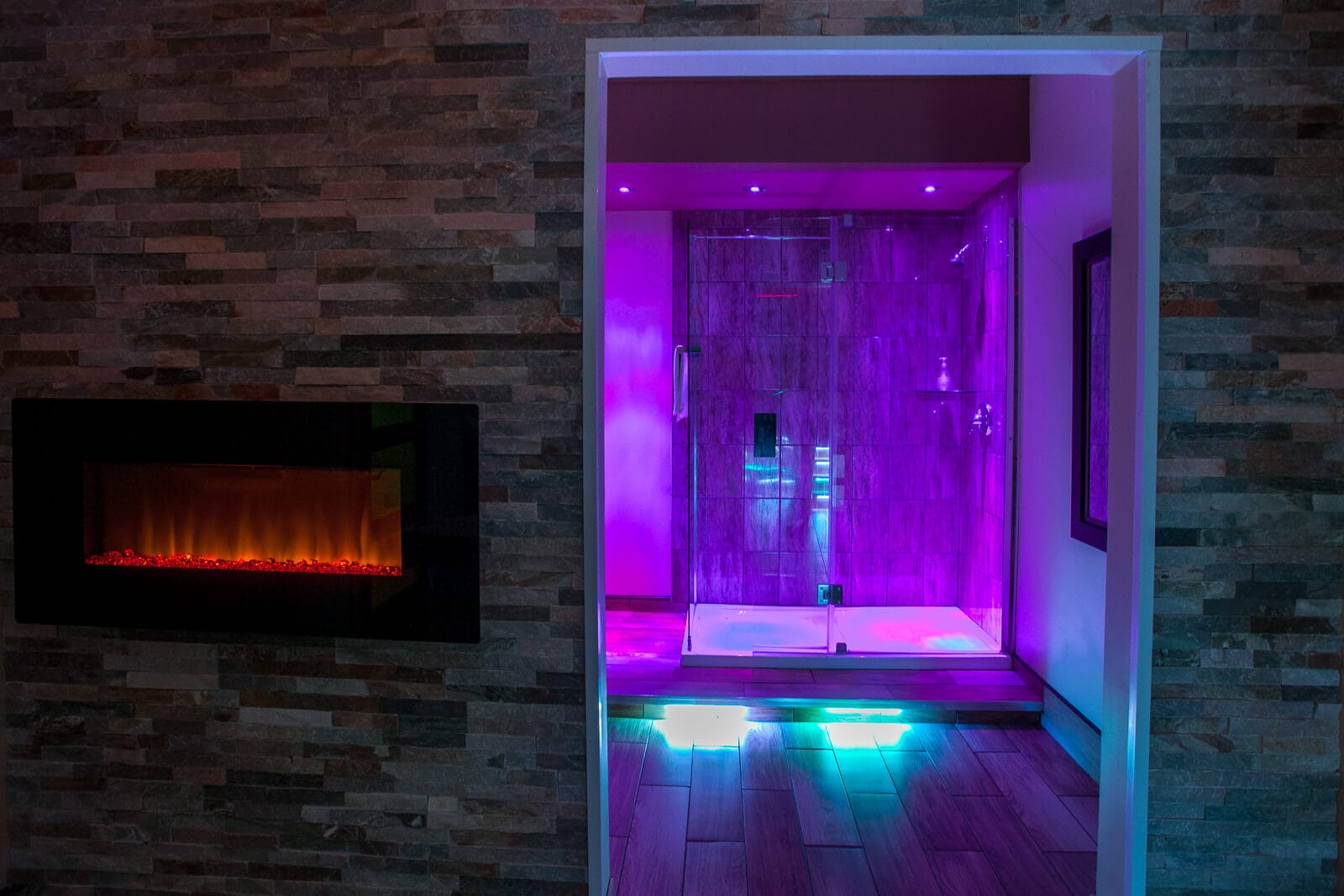Salon Fantaisies - Erotic Massage in Longueuil, Canada