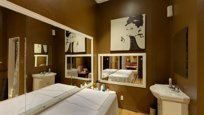 Blue Lagoon Spa - Erotic Massage in Mississauga, Canada