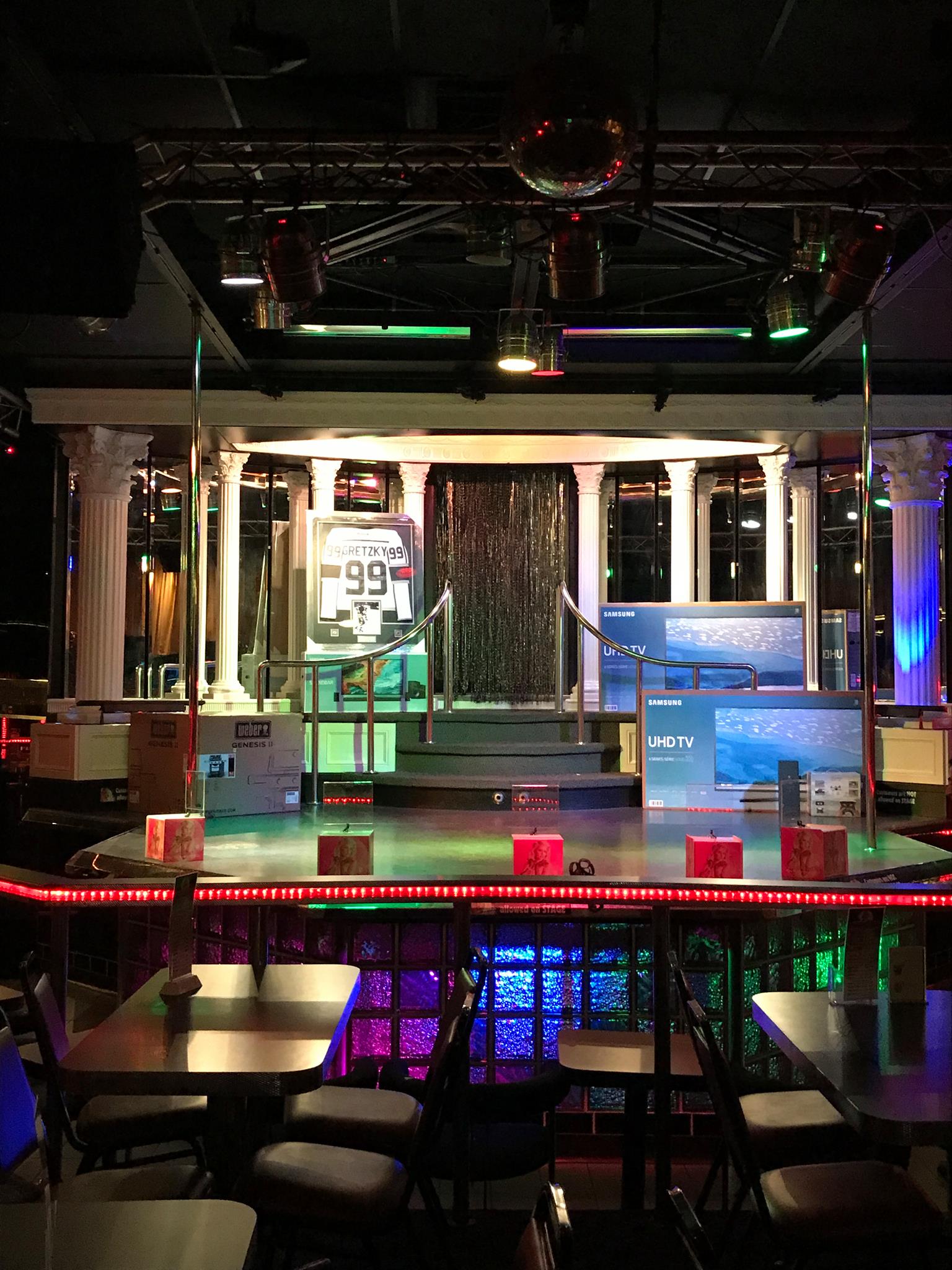 Airport Strip Club - Nightclub in Mississauga, Canada