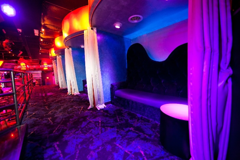 Diamonds Cabaret - Nightclub in Mississauga, Canada