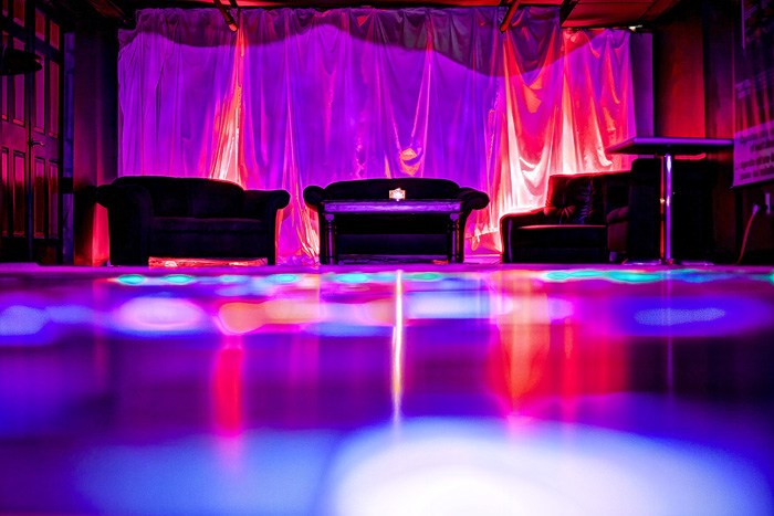 Club M4 - Swinger Club in Mississauga, Canada