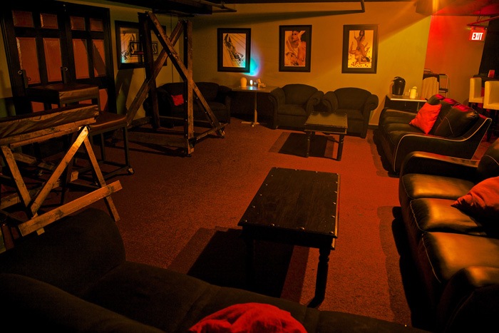 Club M4 - Swinger Club in Mississauga, Canada
