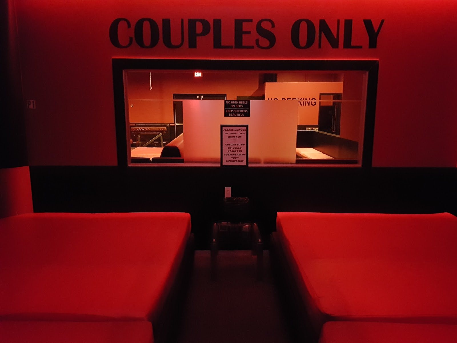Club M4 - Swinger Club in Mississauga, Canada