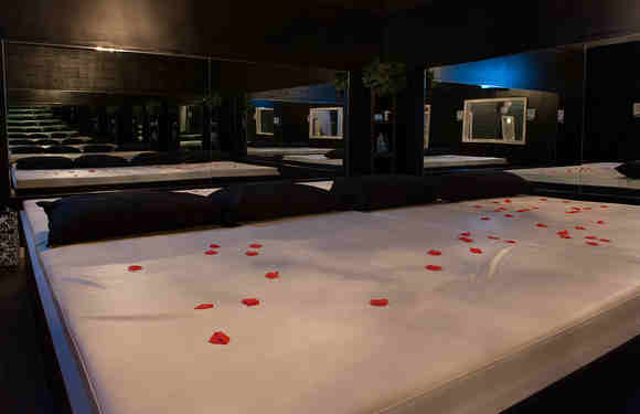 The X Club - Swinger Club in Mississauga, Canada