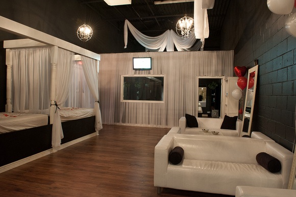 The X Club - Swinger Club in Mississauga, Canada