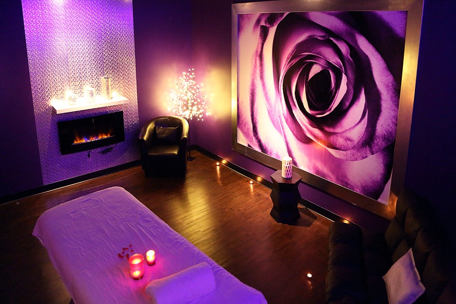 Le Penthouse - Erotic Massage in Montreal, Canada