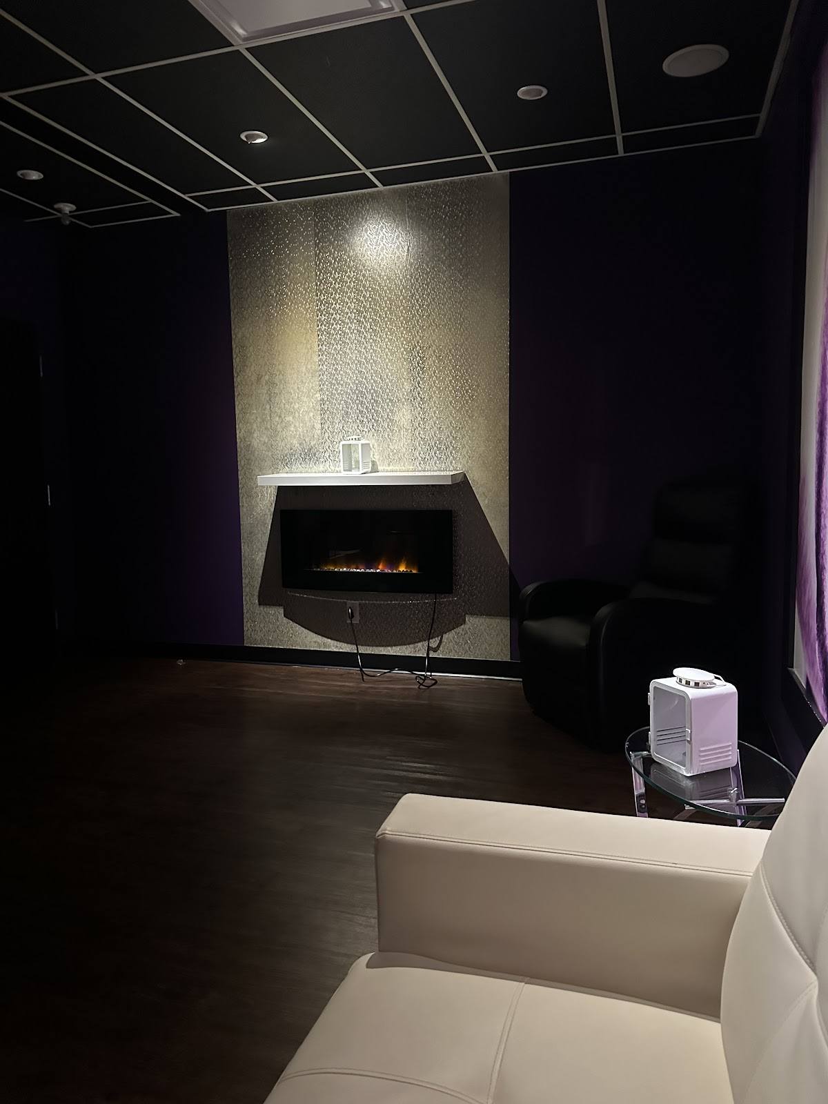 Le Penthouse - Erotic Massage in Montreal, Canada
