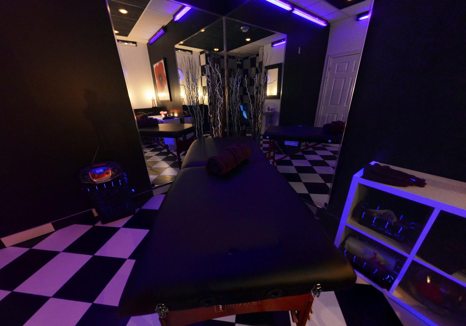 Massage La Montrealaise - Erotic Massage in Montreal, Canada