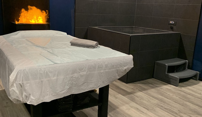 MontrÉAl Nuru Vip - Erotic Massage in Montreal, Canada