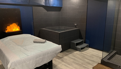 MontrÉAl Nuru Vip - Erotic Massage in Montreal, Canada