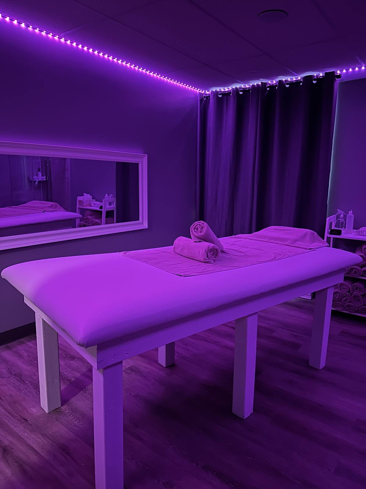 Spa ZÉPhyr - Erotic Massage in Montreal, Canada
