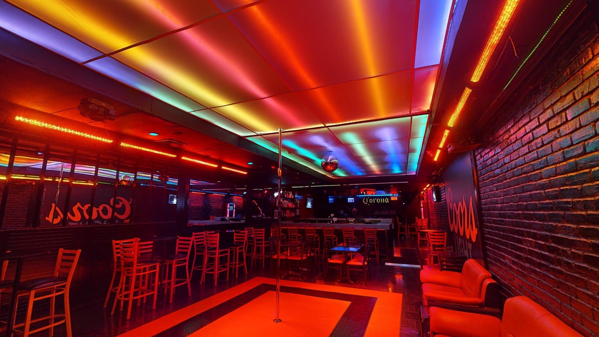 Bar Diamant Rouge - Nightclub in Montreal, Canada