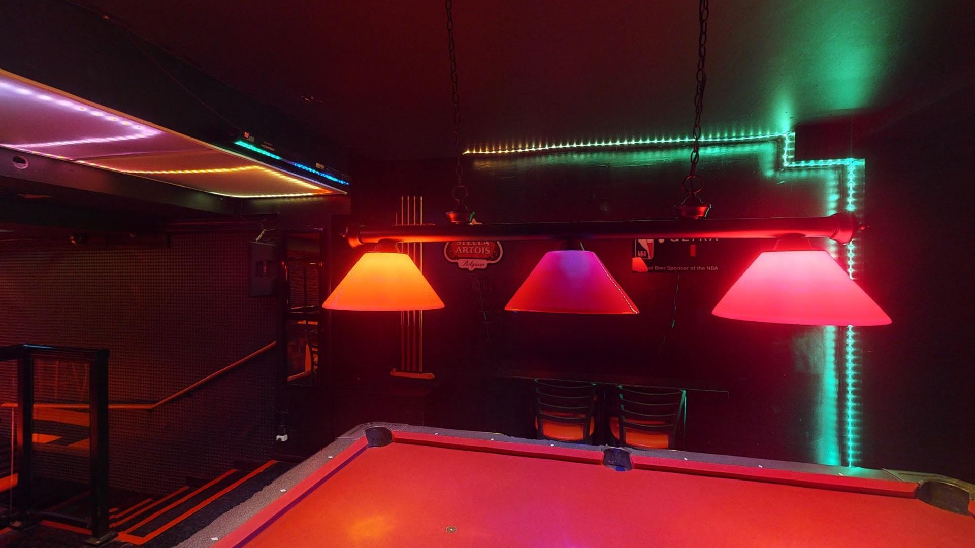 Bar Diamant Rouge - Nightclub in Montreal, Canada