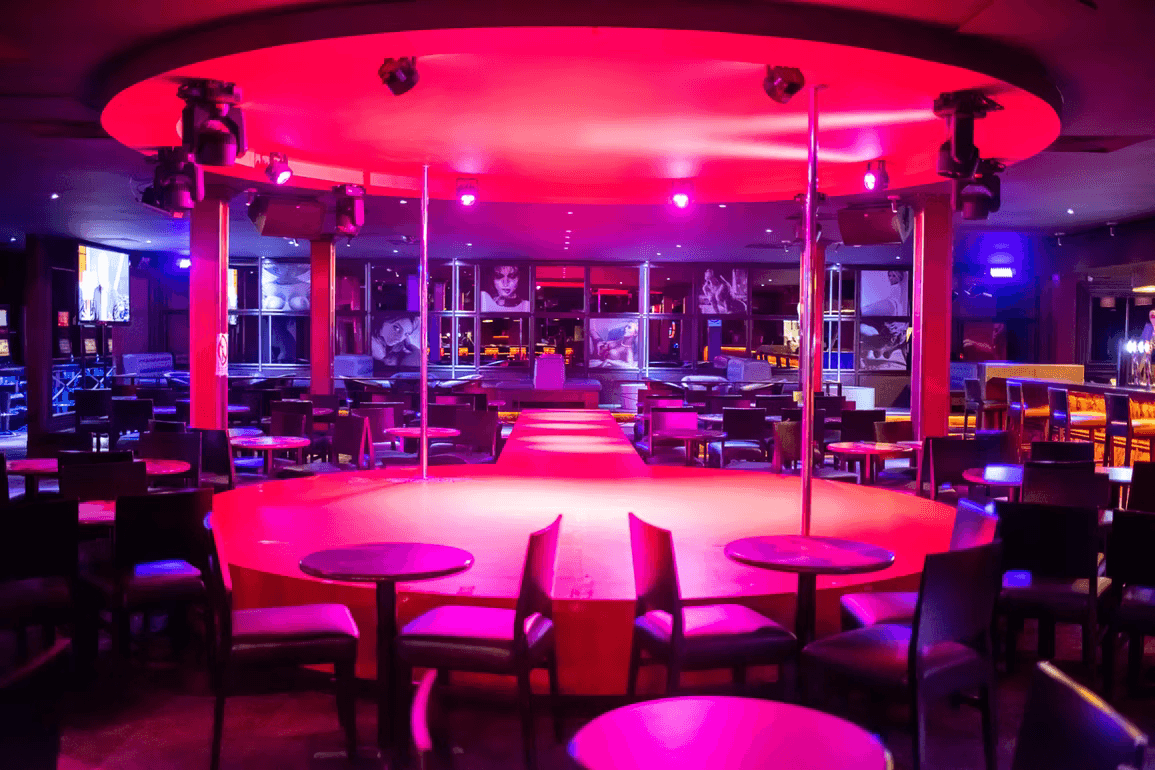 Cabaret Les Amazones - Nightclub in Montreal, Canada