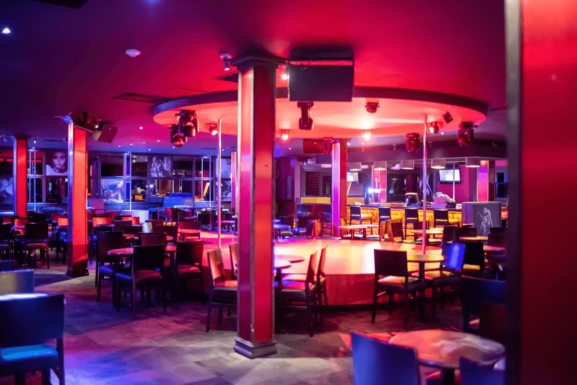 Cabaret Les Amazones - Nightclub in Montreal, Canada