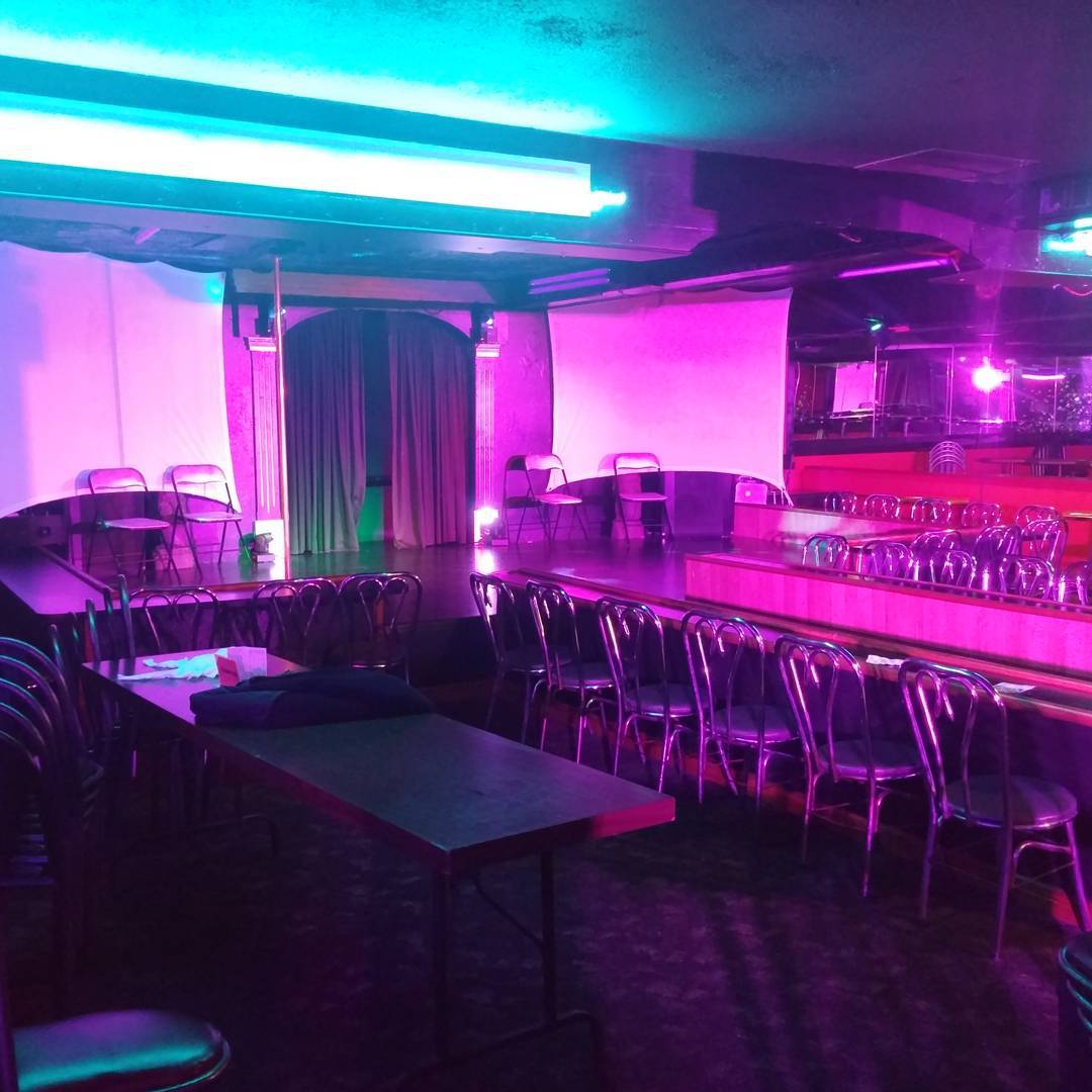 Pepermints - Nightclub in Niagara Falls, Canada