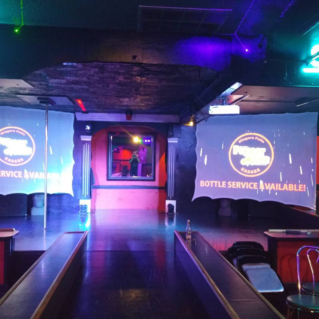 Pepermints - Nightclub in Niagara Falls, Canada