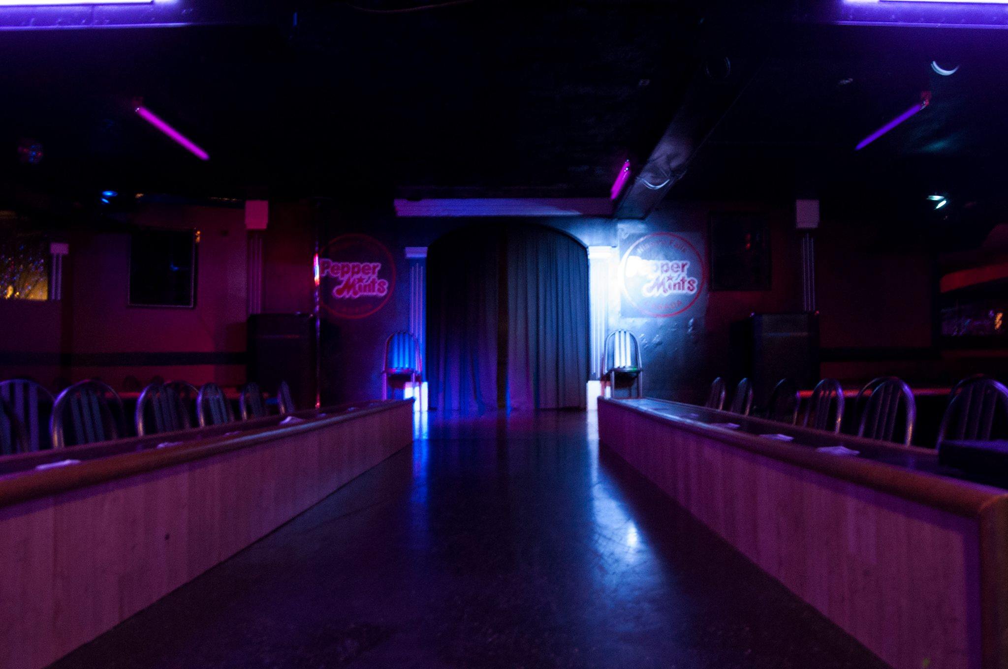 Pepermints - Nightclub in Niagara Falls, Canada
