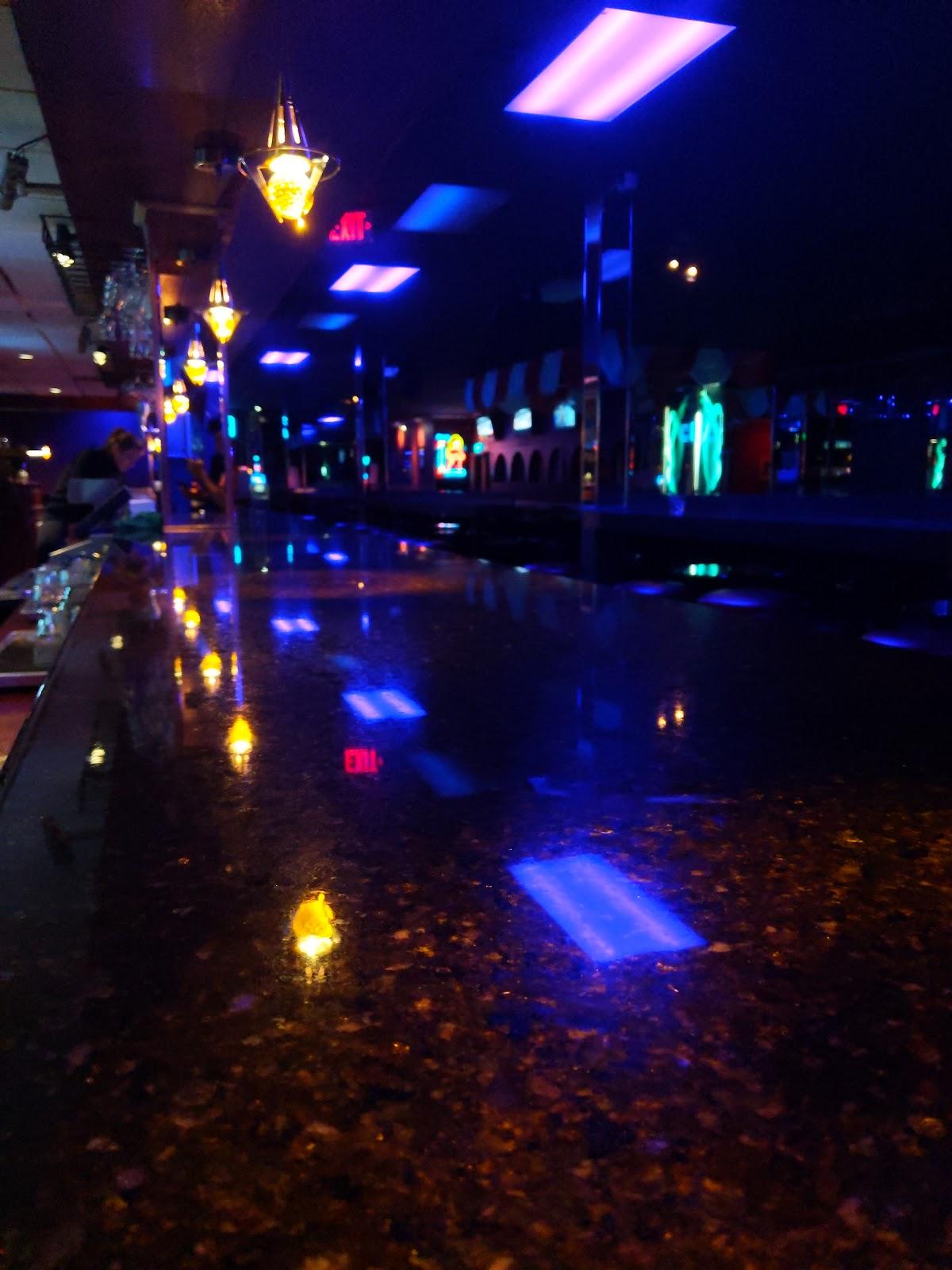 Seductions - Nightclub in Niagara Falls, Canada